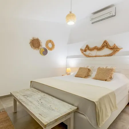 Hotel Casa Daracia *